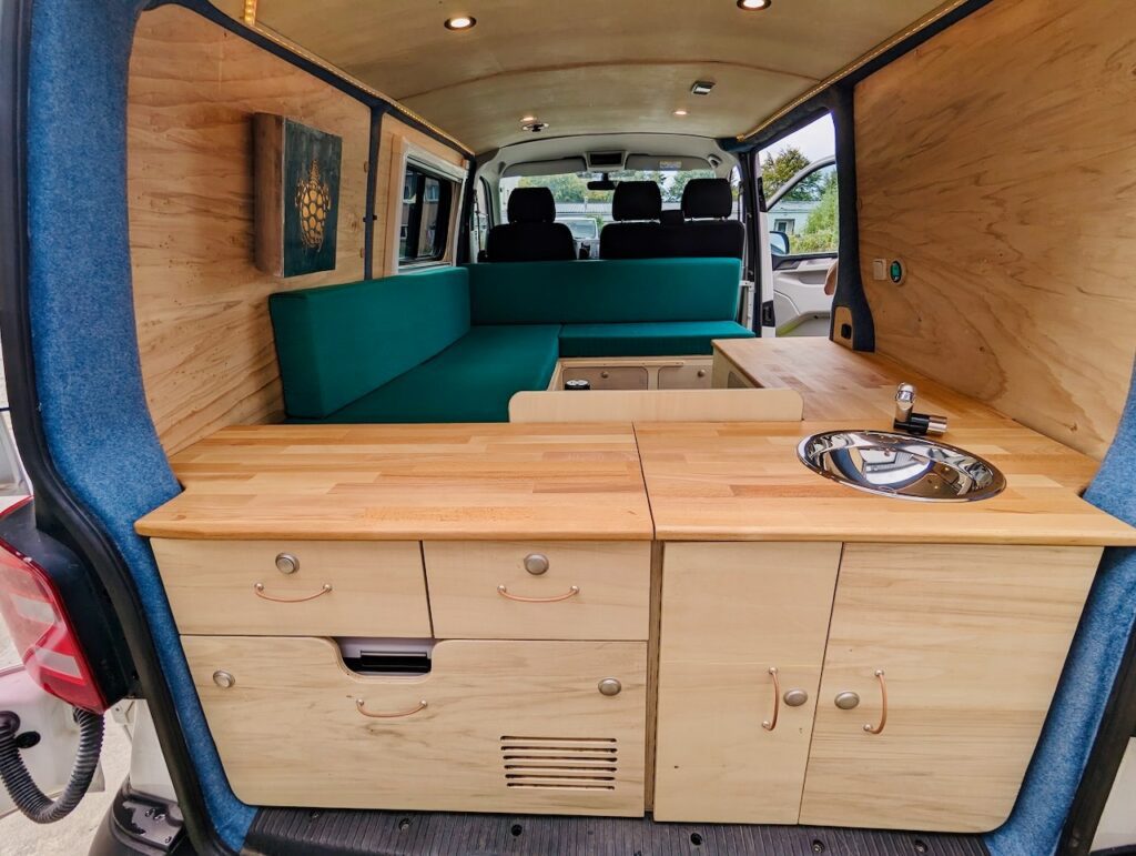 412904307_371860778696969_6386450307325180586_n