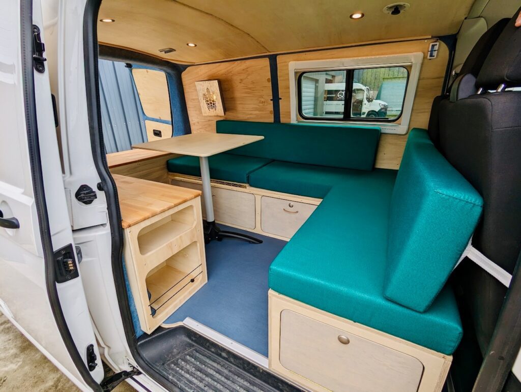 412911875_371860842030296_1767978295241267917_n